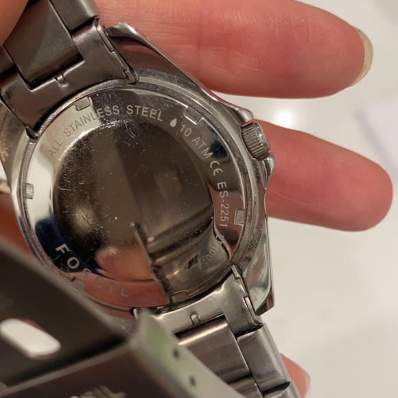 Fossil Watch - Picture 4 of 4
